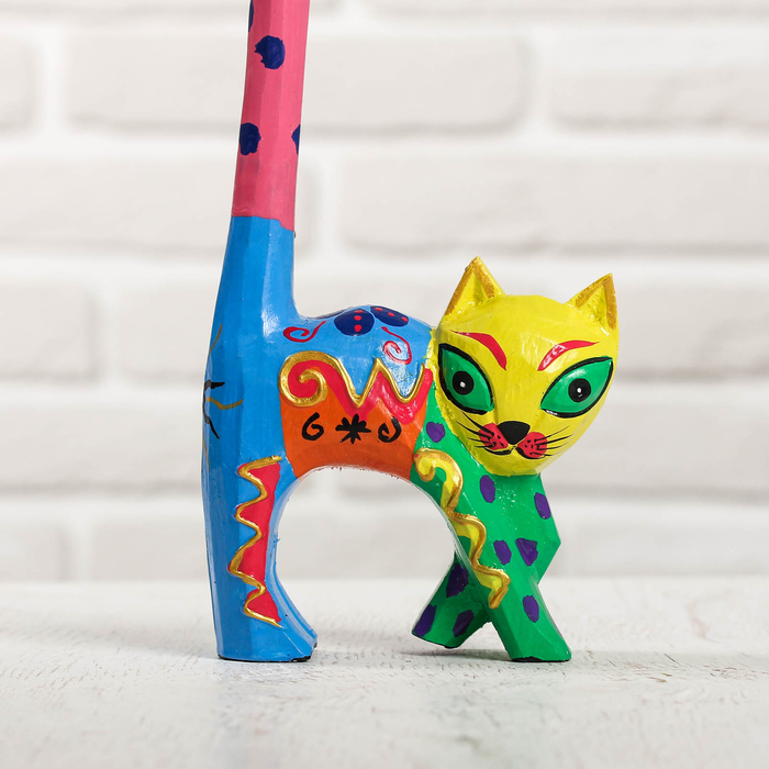 Сувенир «Кошечка радужная», 11×3.5×30 см, дерево