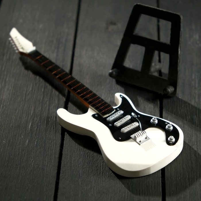 Гитара сувенирная Ibanez, на подставке, 24×8×2 см, бело-чёрная