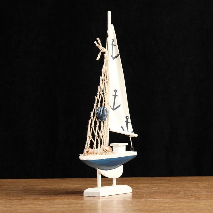 Сувенирная модель корабля «Парусник»,14×4×31 см