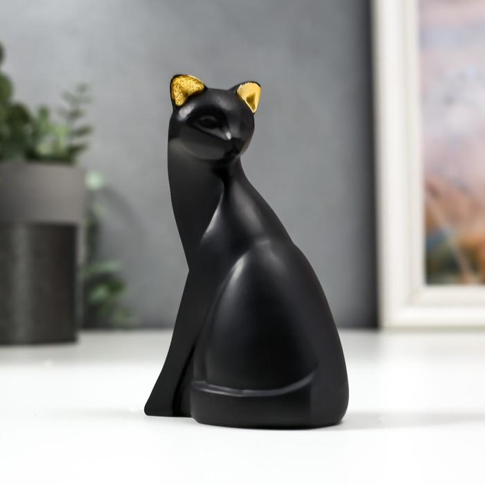 Фигурка полистоун «Чёрная кошка с золотыми ушками», 12.7×7.7×4.3 см