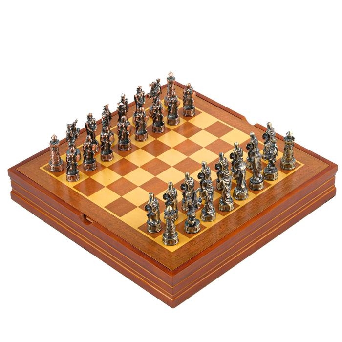 Шахматы сувенирные «Рыцарские», металлические фигуры, доска 36×36 см