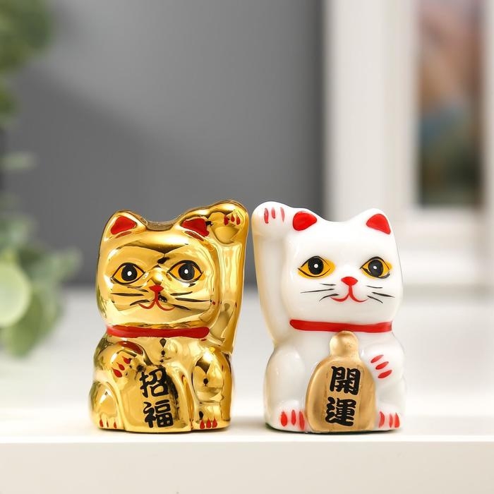 Набор фигурок керамика «Кот Манэки-нэко белый и золотой», 2 шт., 5×3.3×3 см