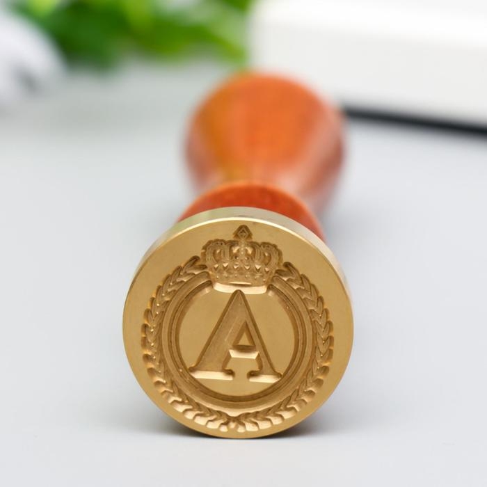 Печать для сургуча с деревянной ручкой «Корона с буквой A», 9×2.5×2.5 см