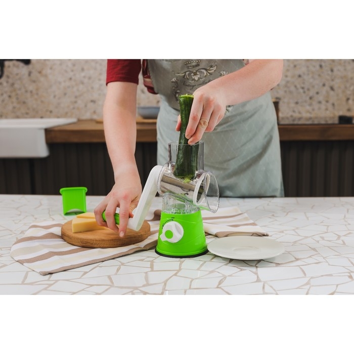 Овощерезка барабанная механическая Доляна Mandoline Slicer, 3 насадки, зелёная