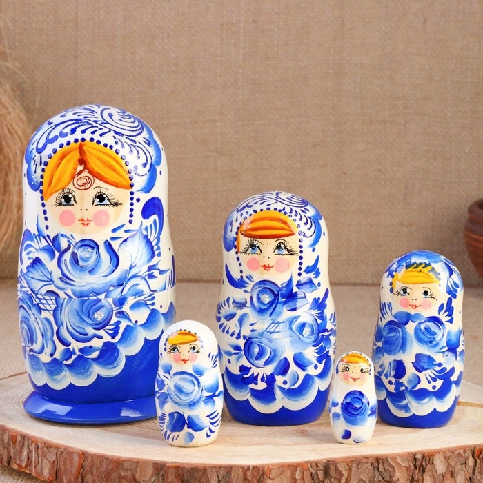 Матрёшка дерево «Гжель», синее платье, 5 кукольная, 18 см