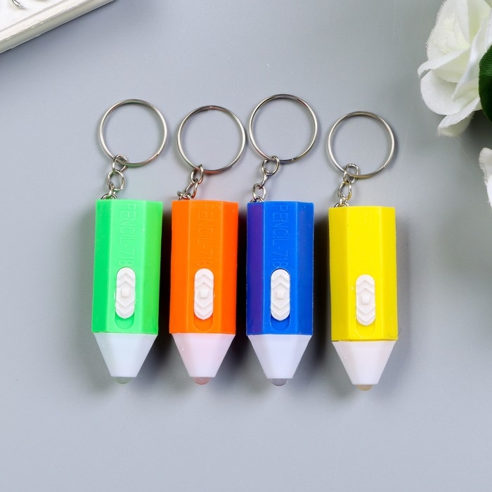 Фонарик свет на кольце "Карандаш" мигает МИКС 5х1,7х1,7 см