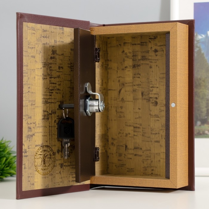 Шкатулка книга-сейф «Россия», дерево, с замком, тиснение, 21×13×5 см