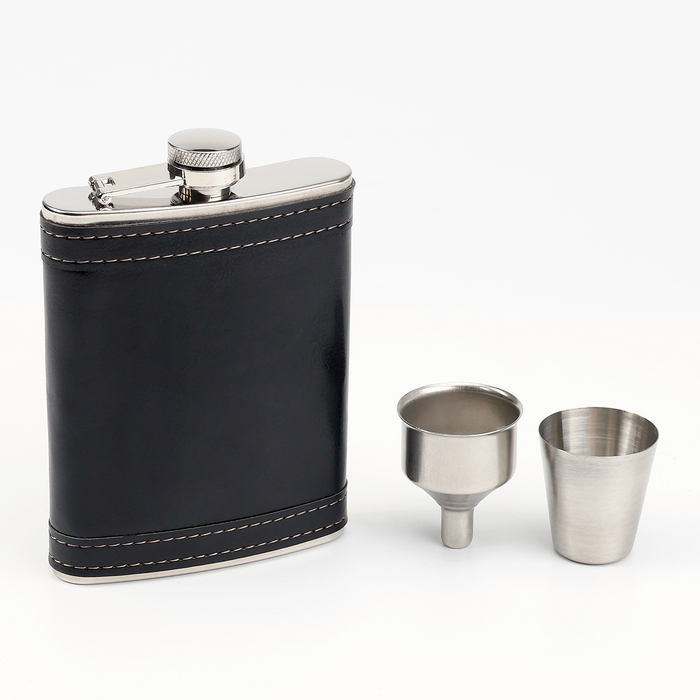 Подарочный набор 6 в 1, фляжка 8 oz, рюмка, воронка, кубики 5 шт., карты, шахматы, 18×24 см