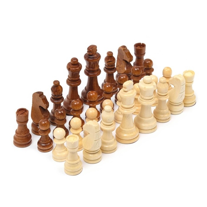 Шахматные фигуры, дерево, король h=9 см, пешка h=4 см