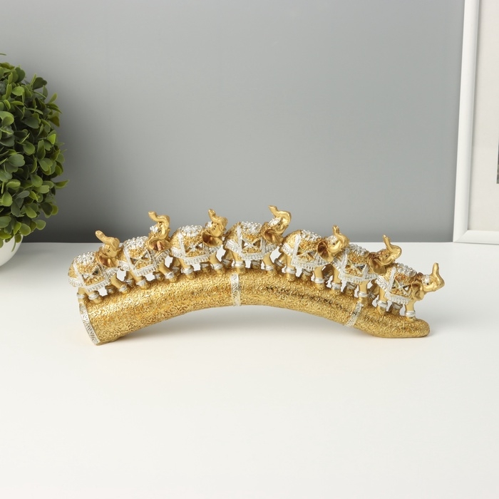 Фигурка полистоун «Семь золотых слонов на золотом бивне», 11.5×29.5×3.8 см
