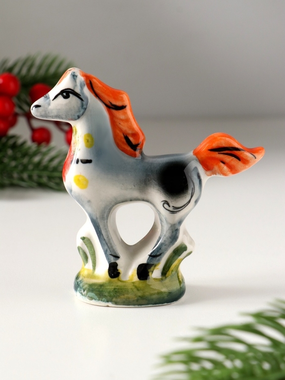 Фигурка фарфор «Конь Мустанг», 8×8.5×3 см, гжель, цветная, МИКС