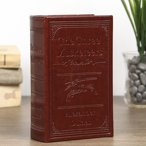 Шкатулка-книга «Три мушкетёра», дерево, искусственная кожа, 17×11×5 см