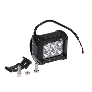 Противотуманная фара 6 LED, IP67, 18 Вт, 6000К, 12-24 В, направленный свет