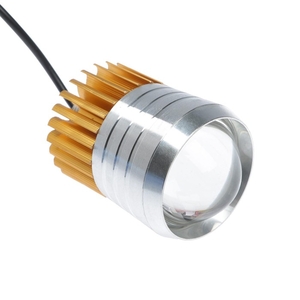 Светодиодная LED фара, IP67, 10 Вт, направленный линзованный свет