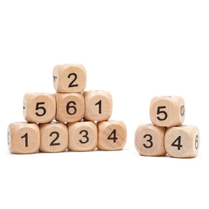 Кубики игральные 2×2 см, набор 100 шт.