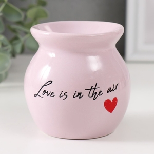 Аромалампа для эфирных масел Love is in the air, керамика, сиреневая 7.2×7.2×7.8 см