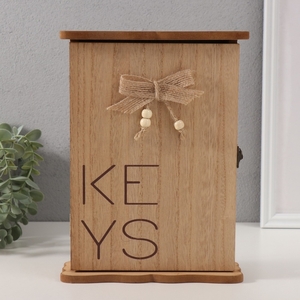 Ключница настенная «KEYS с сердечком и бантом», дерево, 3×19×25.6 см