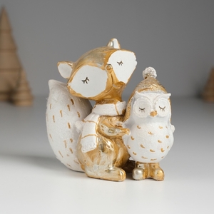 Фигурка полистоун «Лисёнок в шарфике с белой совой», 9.5×5×9.5 см