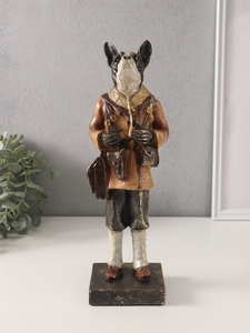 Фигурка полистоун «Бульдог-охотник в тулупе», 8×9.5×31.5 см