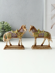 Фигурка полистоун «Конь императора», стразы, 16.5×7×16.3 см, МИКС