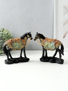 Фигурка полистоун «Конь императора», чёрный, цветная попона, 16×6×16.3 см, МИКС